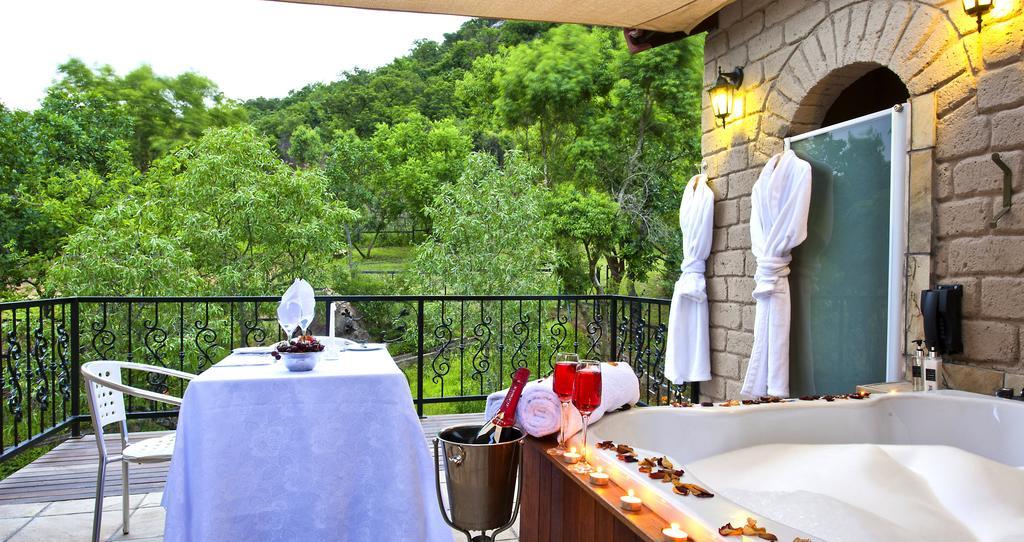 La Hotel Mbombela
